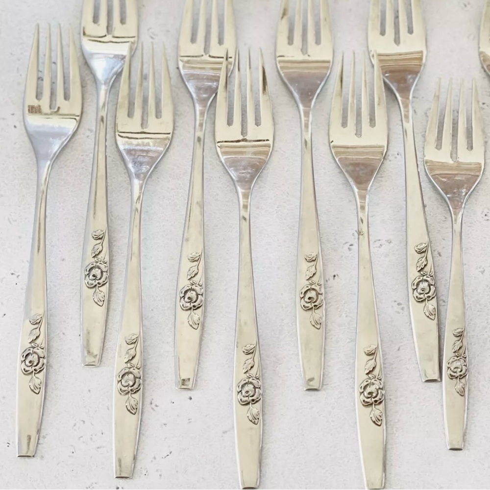 37 Pc. Oneida SSS stainless flatware OUR ROSE Lot Forks Knives Spoons - Picture 2 of 7